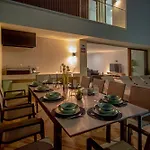 Villa Two Luxury With Private Pools Near Old Town *