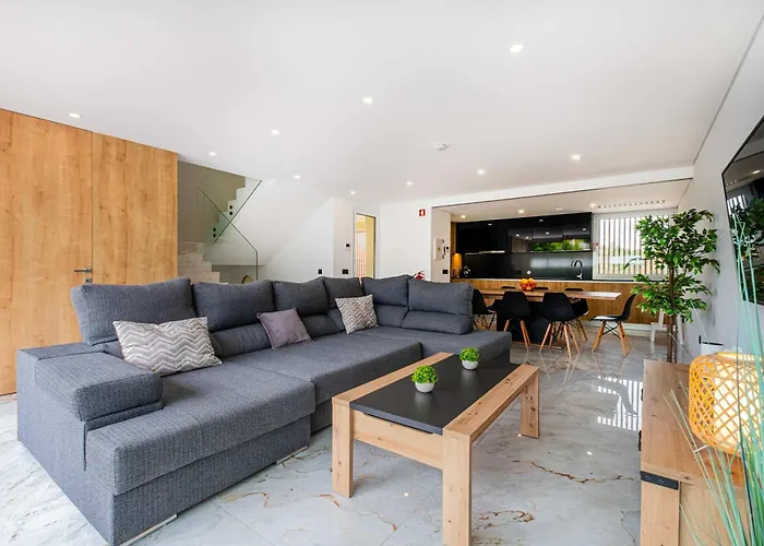 别墅 Two Luxury With Private Pools Near Old Town