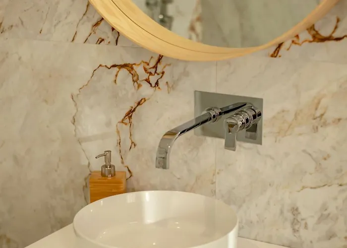 Two Luxury With Private Pools Near Old Town 阿尔布费拉