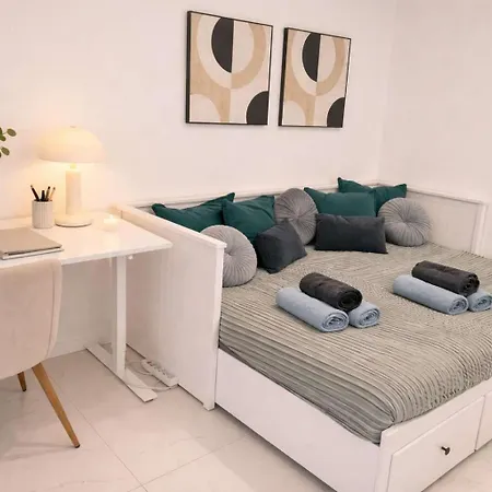 Two Luxury With Private Pools Near Old Town Vila Albufeira
