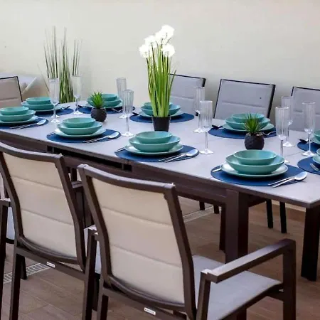 Vila Two Luxury With Private Pools Near Old Town