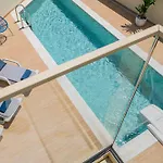 Two Luxury With Private Pools Near Old Town אלבופיירה